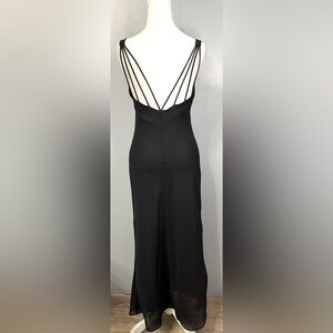 Elegant Black Maxi Dress